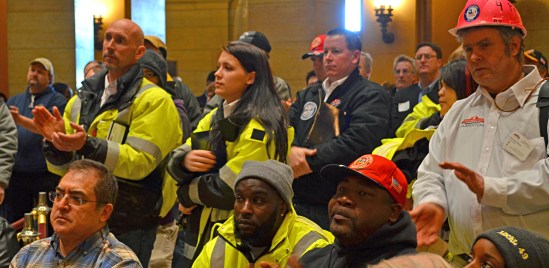 bldgtrades-hill-crowd2